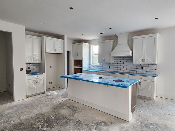 4th image of 479 Brownstone St Lot 54