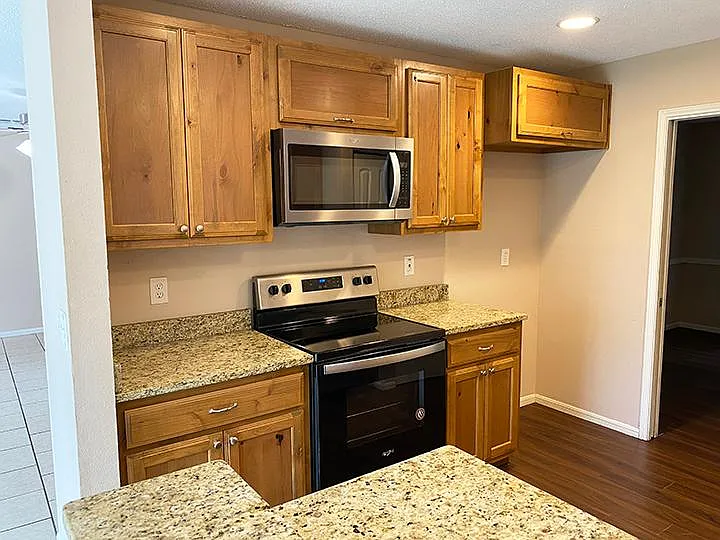 8023 Comanche Pass — Photo 6