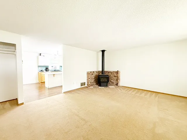 2695 McKinley Place Southeast - 1 — Photo 4