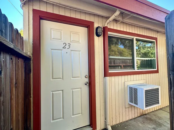 1849 E 8th St, Davis, CA 95616