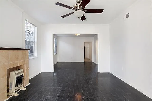 2 bed, 1.0 bath, 1052 sqft, $1,550 — Photo 3
