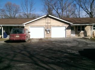 111 Miro Ln, New Castle, PA 16102