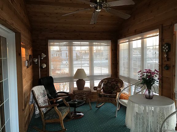 2nd image of 204 Northview Ct #10