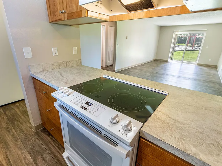Executive 1801 — Photo 39