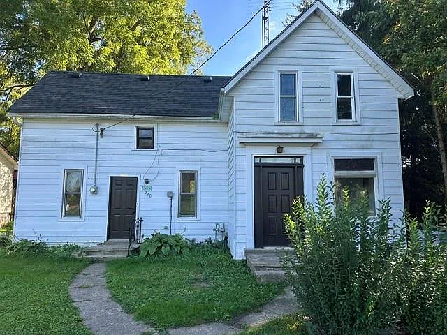 3 bed, 1.5 bath, 1100 sqft, $1,995 — Photo 1