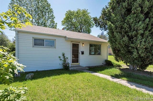 1st image of 1530 S Quieto Ct