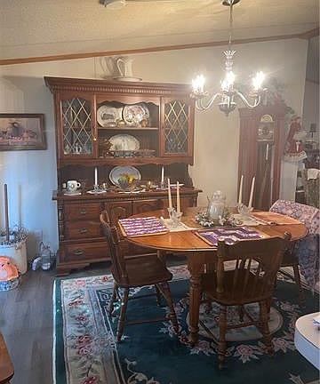 4th image of 17 Woodsbluff Ct E