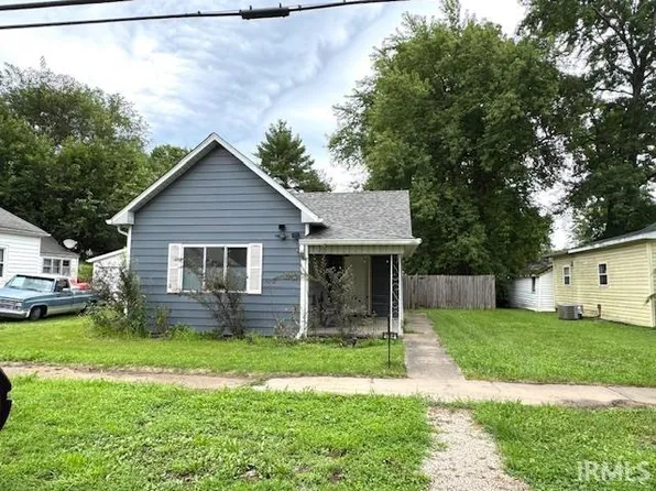 734 S 6th St, Clinton, IN 47842