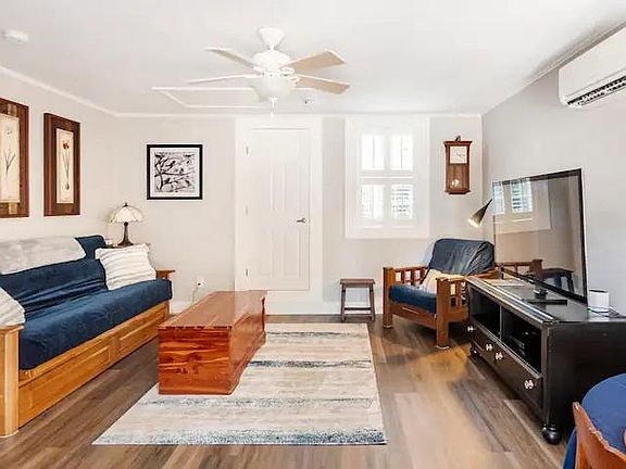 4th image of 1920 E Avery St #B