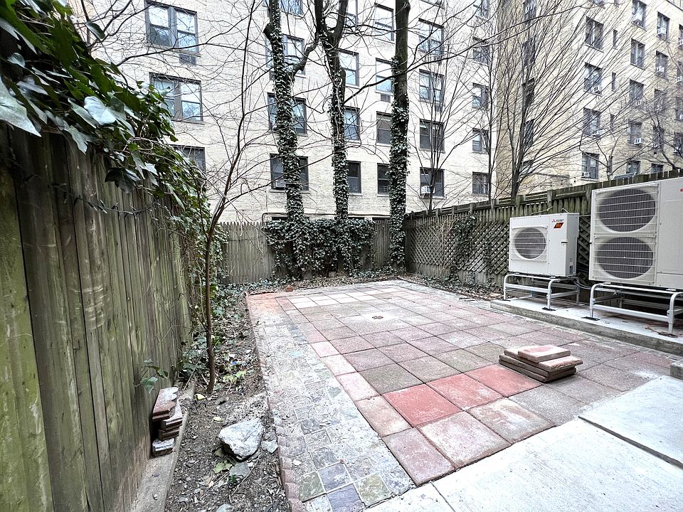 1st image of 324 W 87th St APT 1R