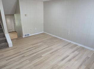 44 Parkwood Ln, Hilton, NY 14468