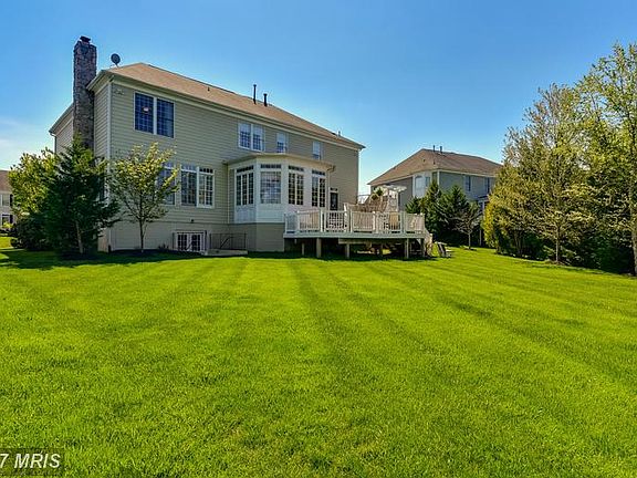 4th image of 43992 Indian Fields Ct