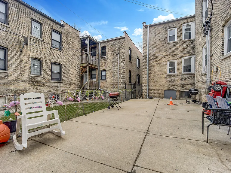4404 W Altgeld St #1 — Photo 13