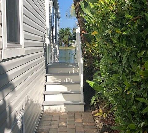 3rd image of 1058 Silver Lakes Blvd