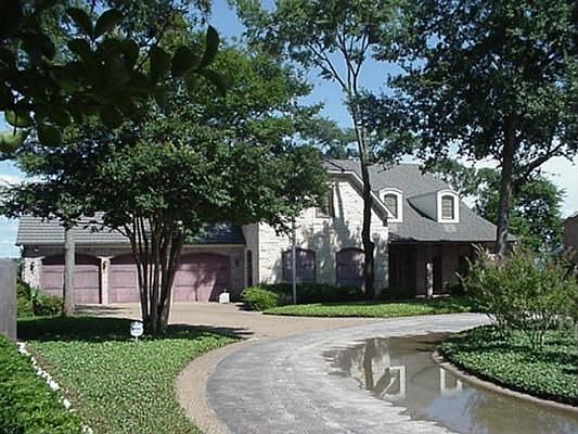 1st image of 18663 Marina Dr