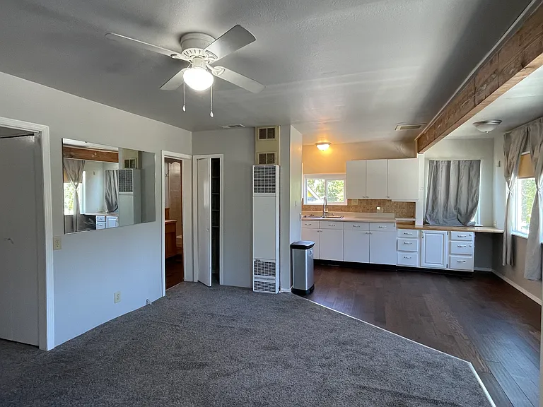 1129 Pleasant Ave — Photo 12
