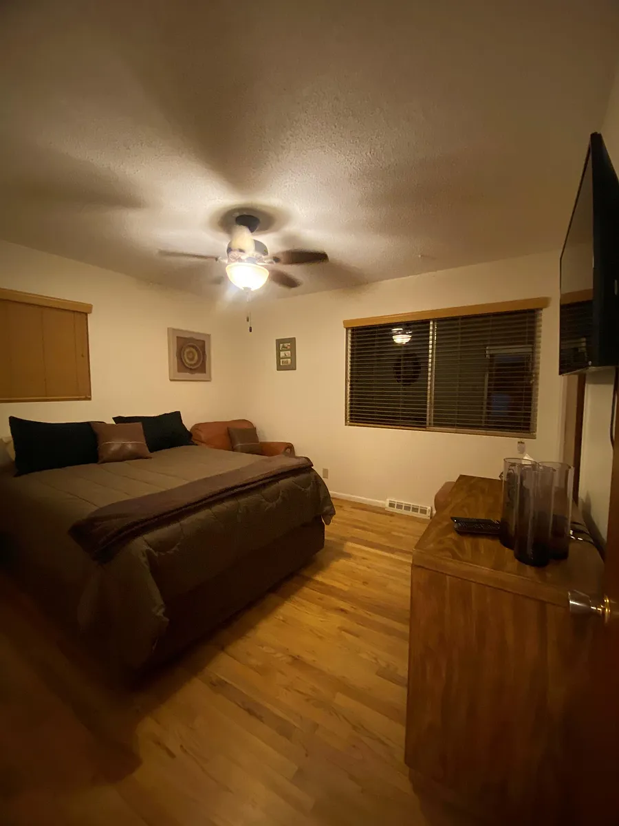 Building Photo - 497 Robinson Dr #1