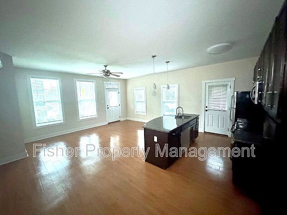 5th image of 925 Porter St #A