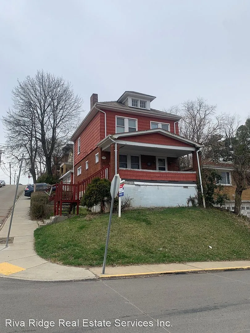 2380 Saranac Ave photo 1