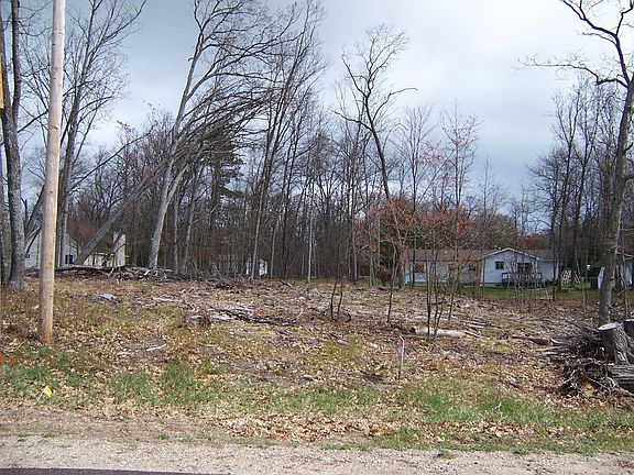 3rd image of Sheffield Dr Lot 1034