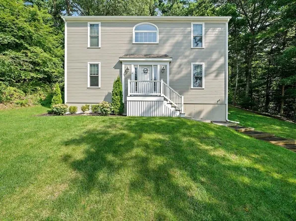 12 Wyoming St, Marshfield, MA 02050