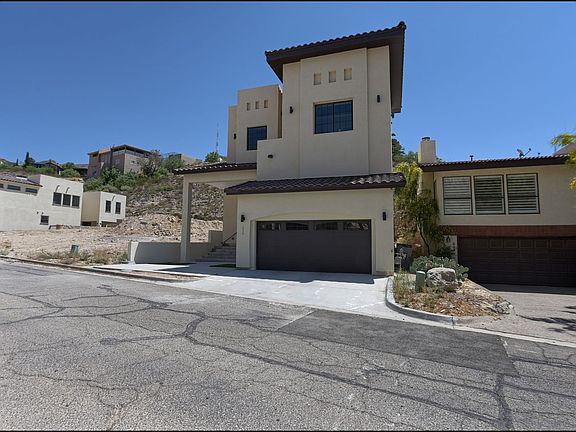 4th image of 228 Canyon Terrace Dr