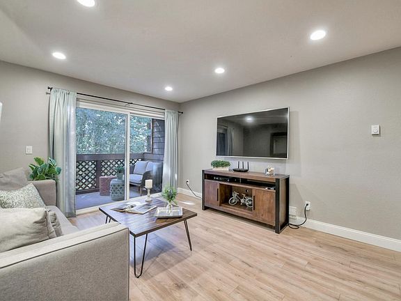 4th image of 1177 Yarwood Ct