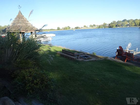 3rd image of 5014 N Lakeshore Dr