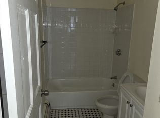 471 Essex St #2, Lynn, MA 01902