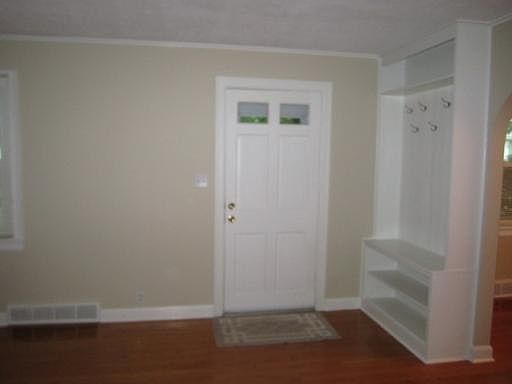 2nd image of 432 Sunnyside Ave