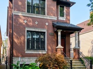 4122 N Mozart St, Chicago, IL 60618