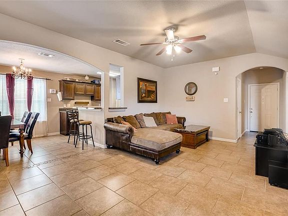 2nd image of 1509 Sunburst Dr