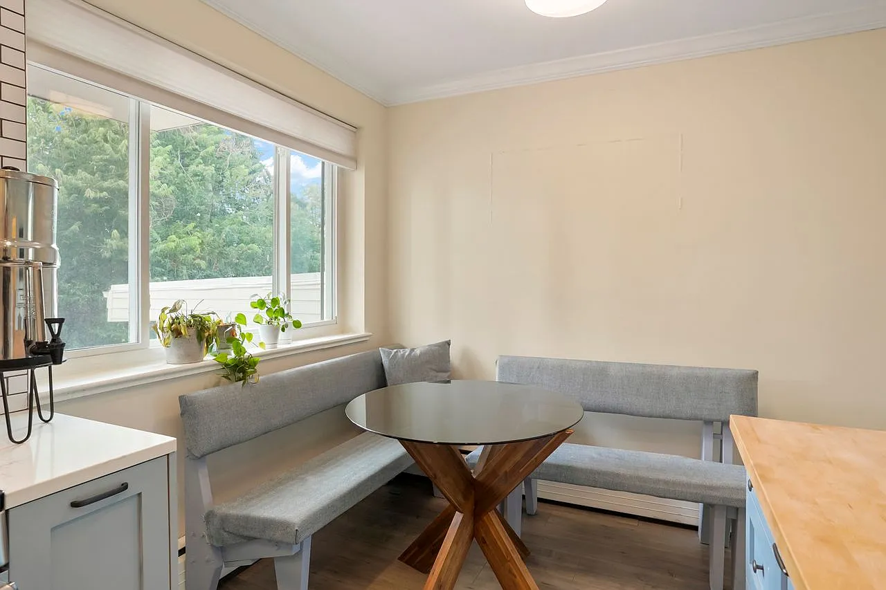 2 bed, 1.5 bath, 822 sqft, $2,300 — Photo 3