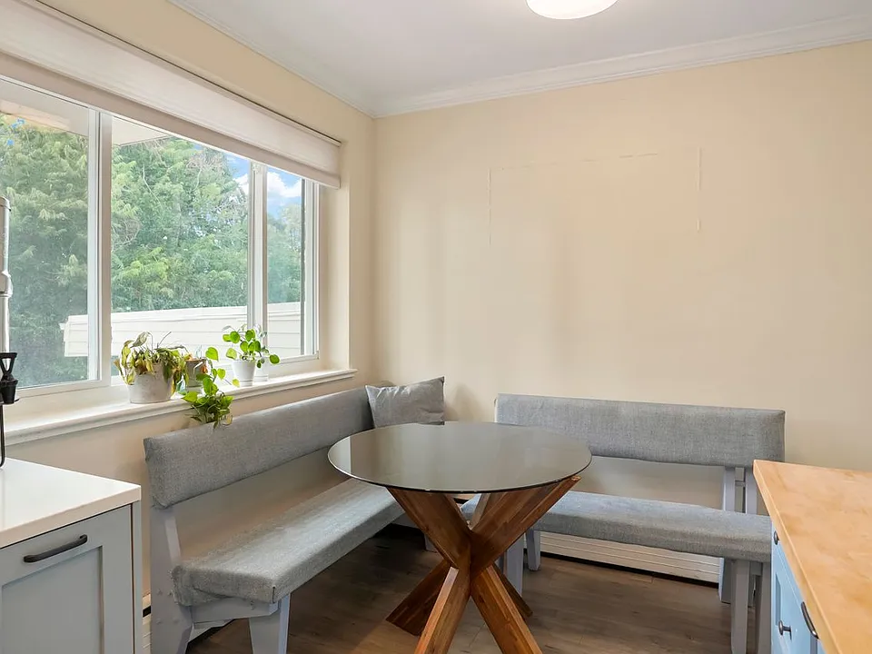 Breakfast Nook