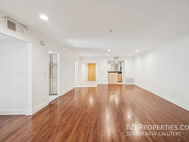 1508 Greenfield Ave — Photo 7