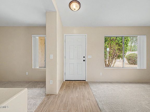5th image of 2511 E TOLEDO Court