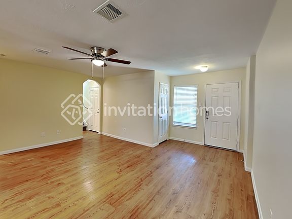 4th image of 18818 Dennington Dr