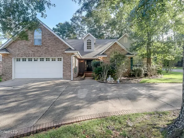 84122 Bayou Dr, Diamondhead, MS 39525