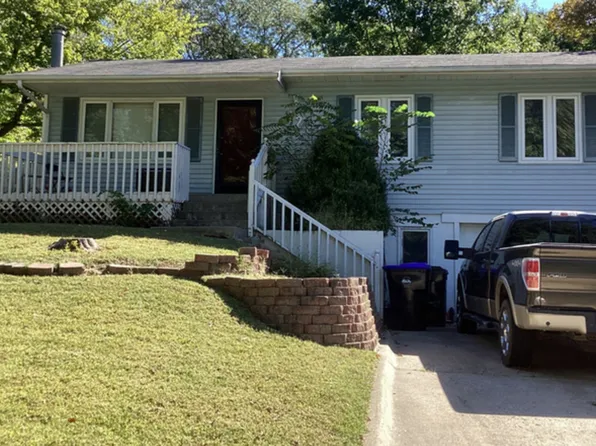 1261 N Milton St, Auburn, KS 66402