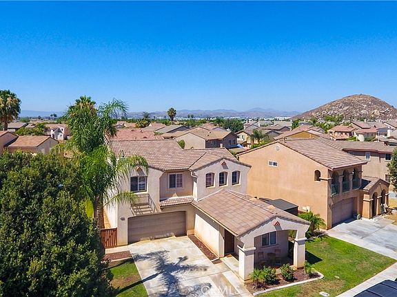 2nd image of 1441 Albillo Loop