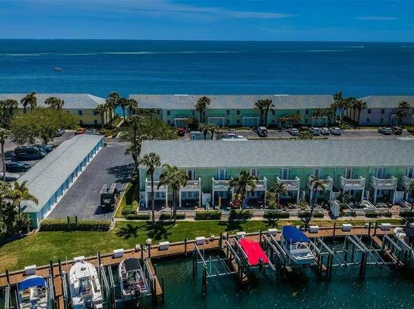 4749 Coquina Key Dr SE, Saint Petersburg, FL 33705