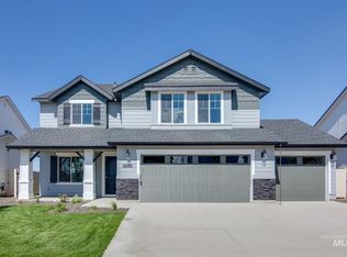 6852 W Plateau Creek Dr, Meridian, ID 83646