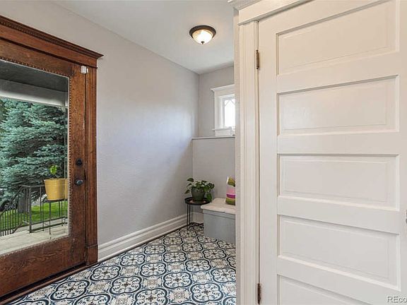 4th image of 2944 N Josephine St