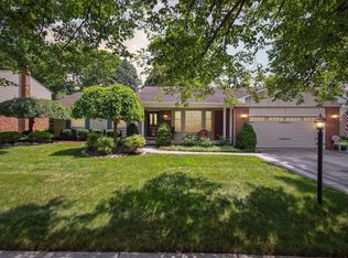 16086 Riverside Dr, Livonia, MI 48154