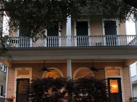 120 Sherwood Forest Dr, New Orleans, LA