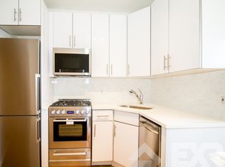 150 Norman Ave #3A, Brooklyn, NY 11222