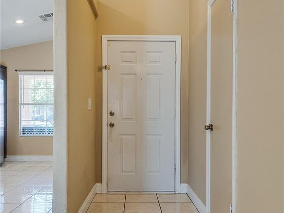 4th image of 1216 Silver Prospect Dr