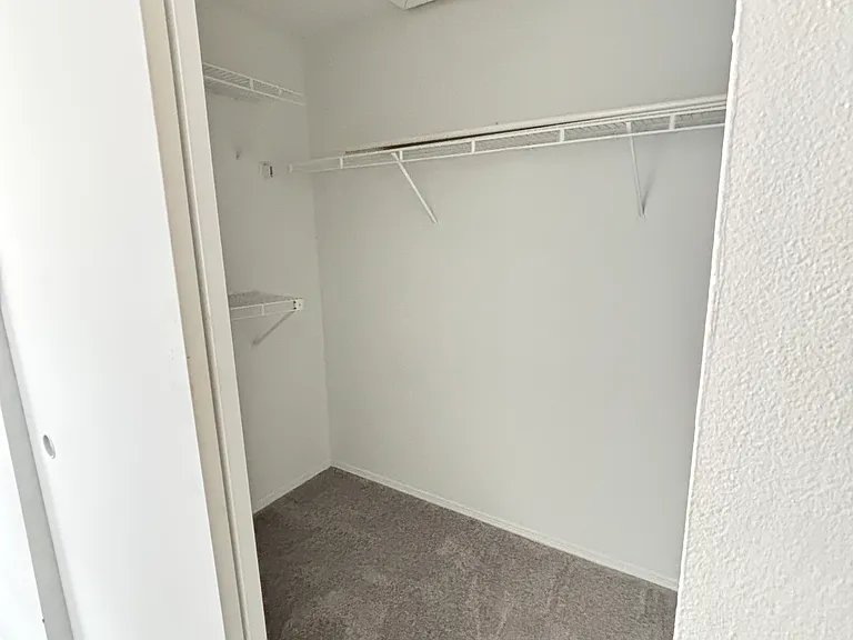 603 Bainbridge Dr — Photo 12
