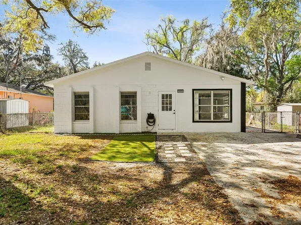 3805 E Crenshaw St, Tampa, FL 33604