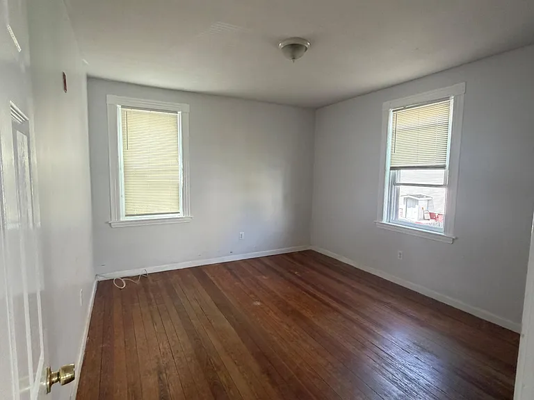 21 Monticello St #4 — Photo 1
